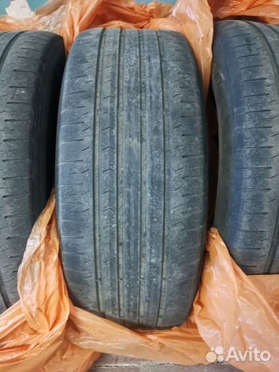 Continental ContiPremiumContact 5 225/60 R17 99V