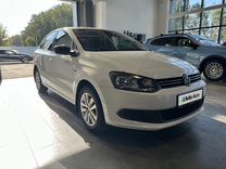 Volkswagen Polo 1.6 AT, 2013, 125 000 км, с пробегом, цена 952 000 руб.