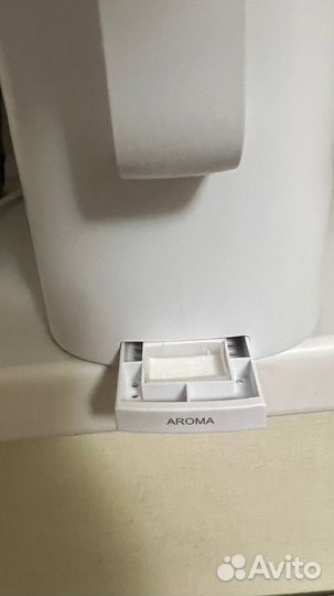 Увлажнитель воздуха Starwind SHC1211