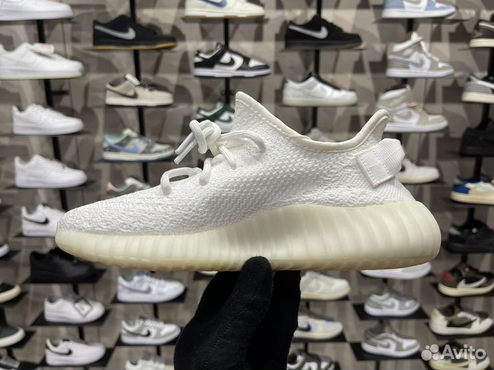 Кроссовки Adidas Yeezy Boost 350 V2 Triple White