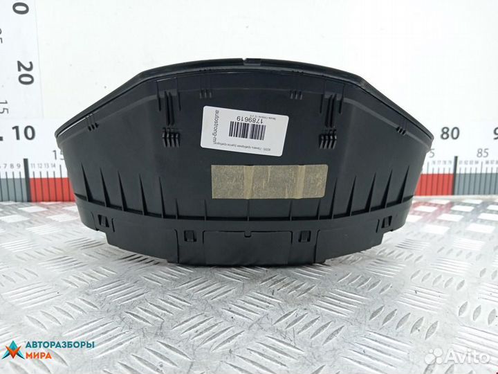 Щиток приборов (приборная панель) Skoda Octavia