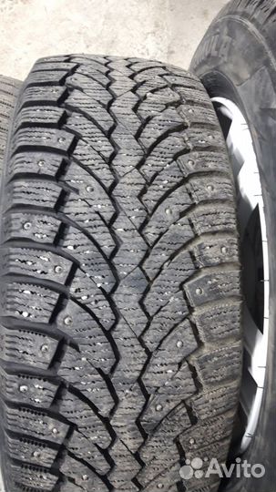 Pirelli Formula Ice 215/55 R16