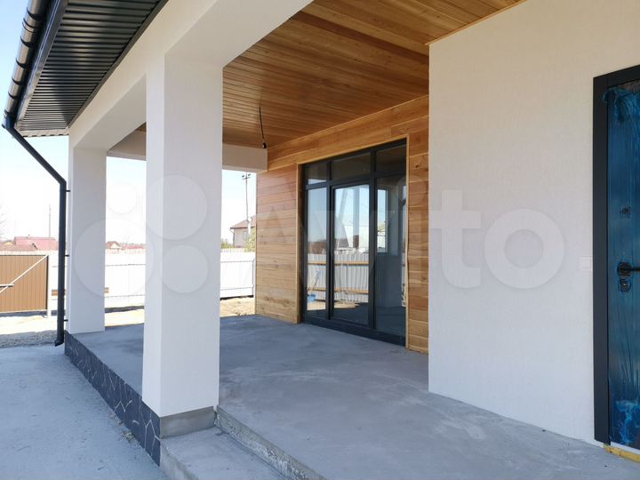 Коттедж 143 м² на участке 7,7 сот.