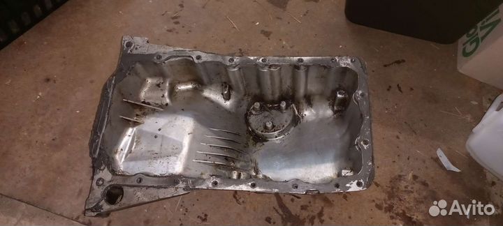 Поддон 1,6 AHL Ауди а4б5 Фольксваген Пассат Б5