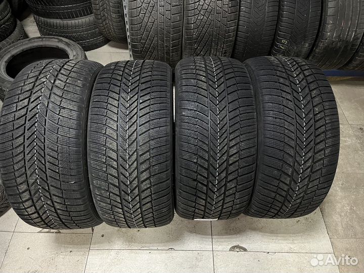 Bridgestone Blizzak LM-005 295/40 R21