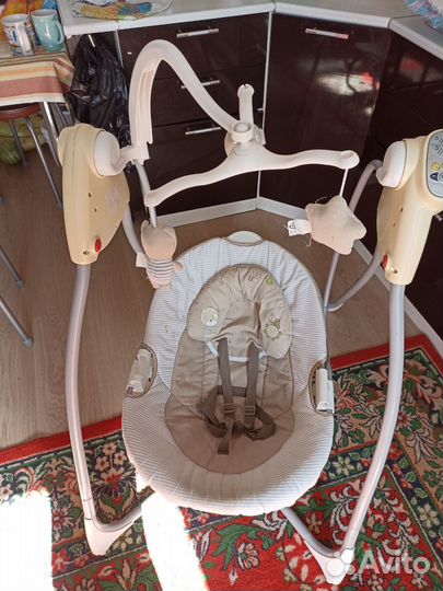 Детские электронные качели graco