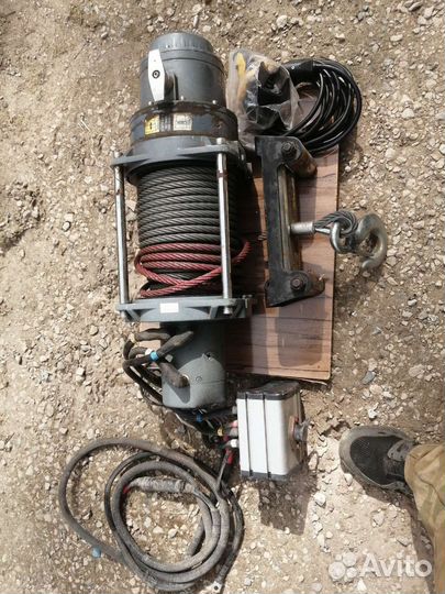 Лебедка 24 в