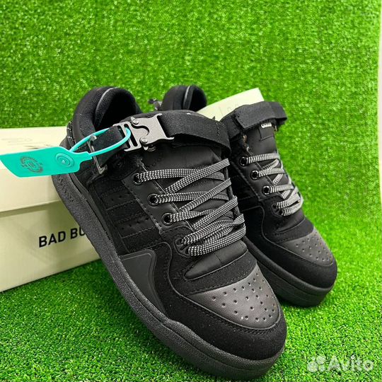 Кроссовки Adidas Bad Bunny чёрные