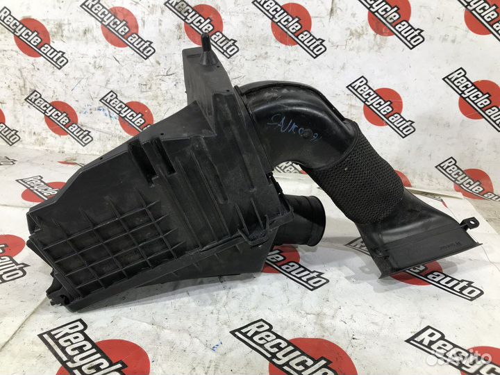 Корпус воздушного фильтра jaguar XJ6 X350 AJ30 200