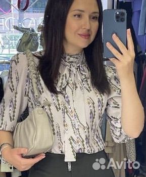 Блузка нарядная