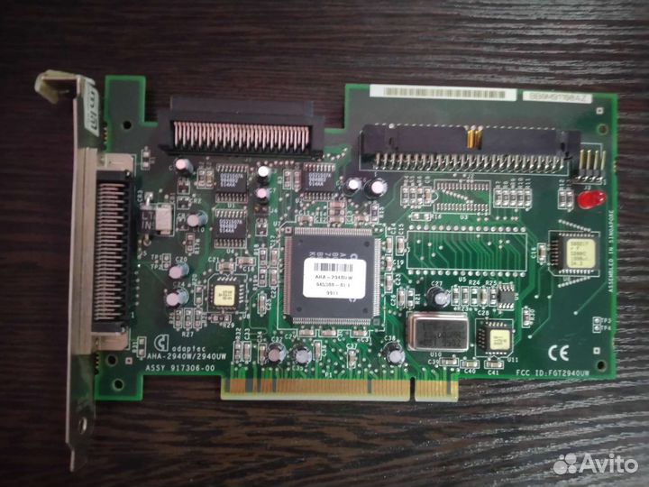 Adaptec AHA-2940UV scsi контроллер