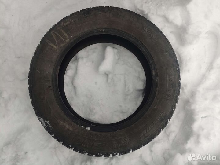 Kormoran Snow 215/60 R16 99H