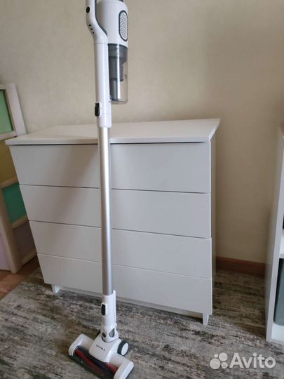 Вертикальный пылесос бу