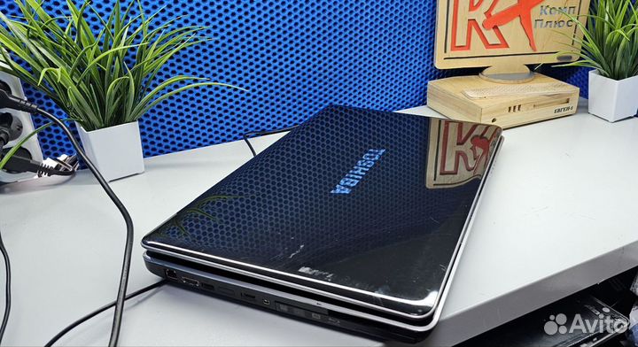 Ноутбук Toshiba P500-1ej i7/4/500/GT330/Win8.1