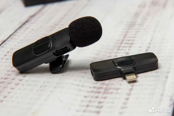 Беспроводной петличный микрофон