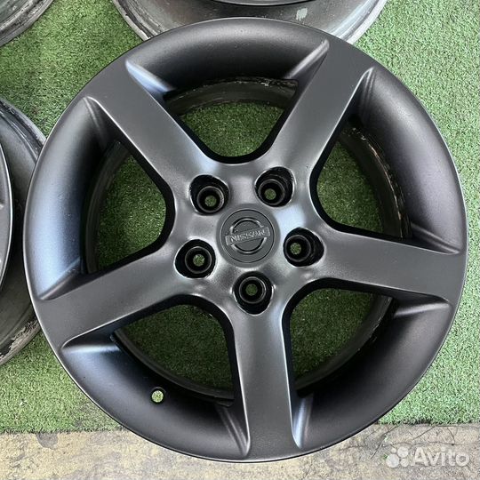 Литые диски R16 5x114,3 Nissan