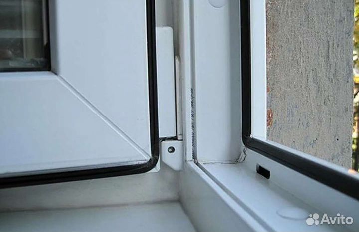 Замена уплотнителя на пластиковых окнах