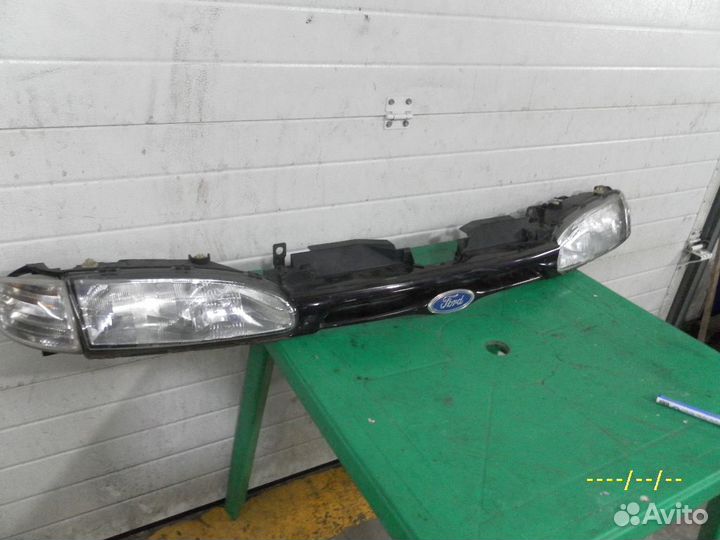 Фара левая правая и решетка ford mondeo 1