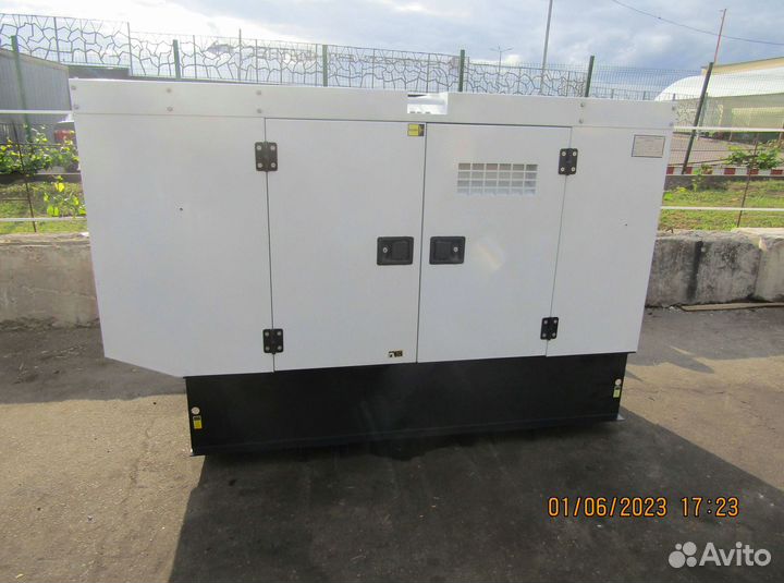 Дизельный генератор 16 кВт в кожухе