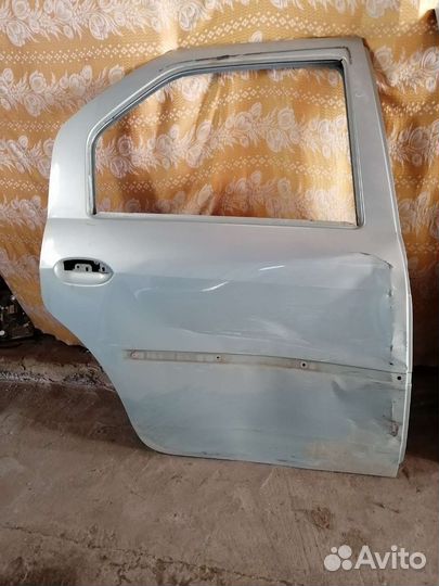 Дверь задняя правая рено логан 1