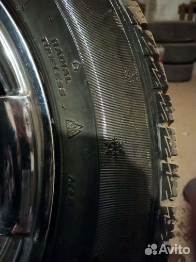 Goform W705 235/60 R18