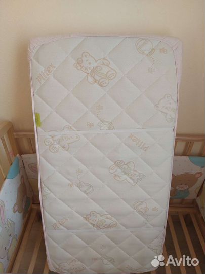 Детская кроватка