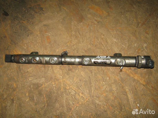 Рейка топливная (рампа) Mercedes-Benz W639