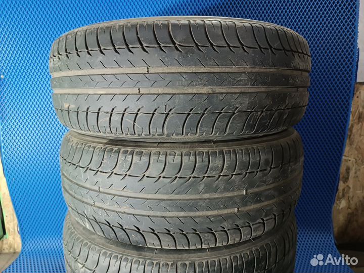 Bfgoodrich G-Grip 225/60 R17