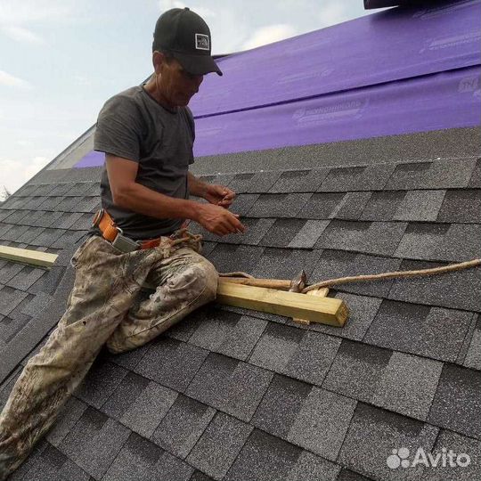 Бригада строителей