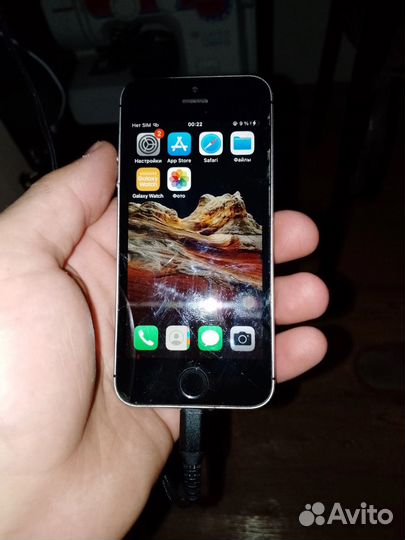 Телефон iPhone se