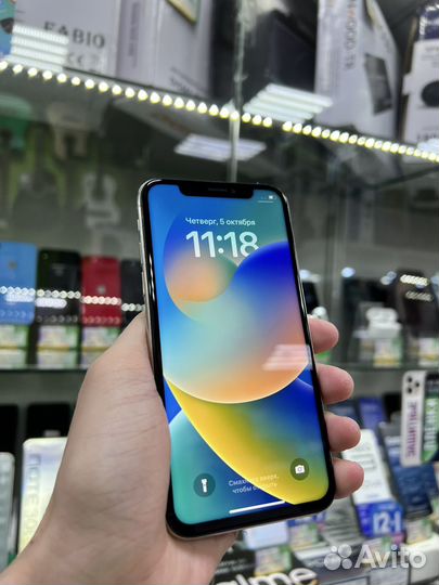 iPhone Xs, 64 ГБ