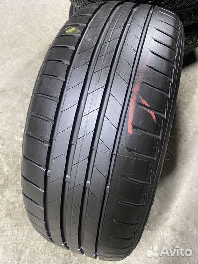 Bridgestone Turanza T005 225/50 R17