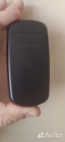 Samsung E2210