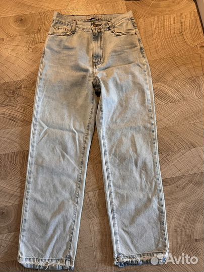 Джинсы