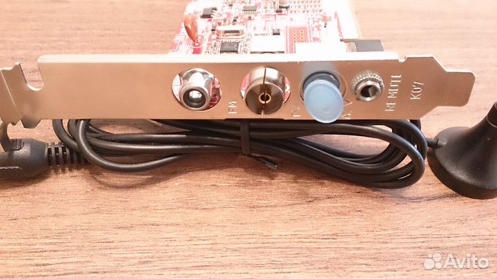 Тв-тюнер (DVB-T) 210SE, ловит Fm и TV, отправлю