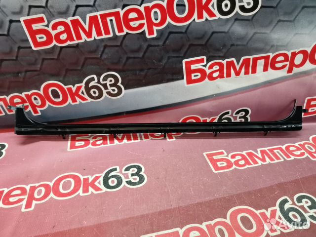 Уплотнитель стекла двери Hummer H2