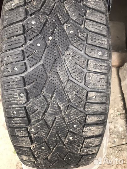 Gislaved Nord Frost 5 2.25/65 R17