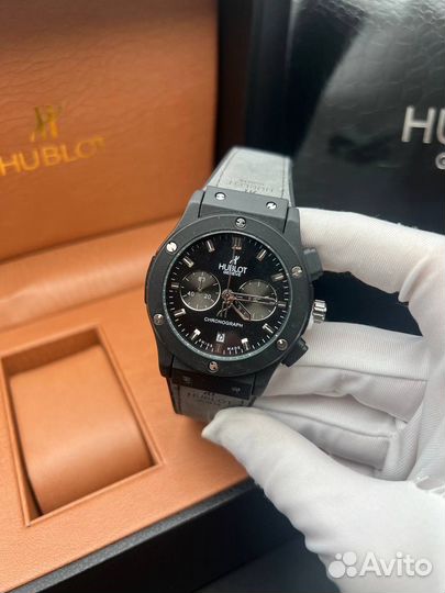 Часы Hublot