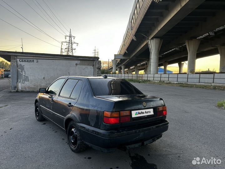 Volkswagen Vento 1.8 МТ, 1992, 155 500 км