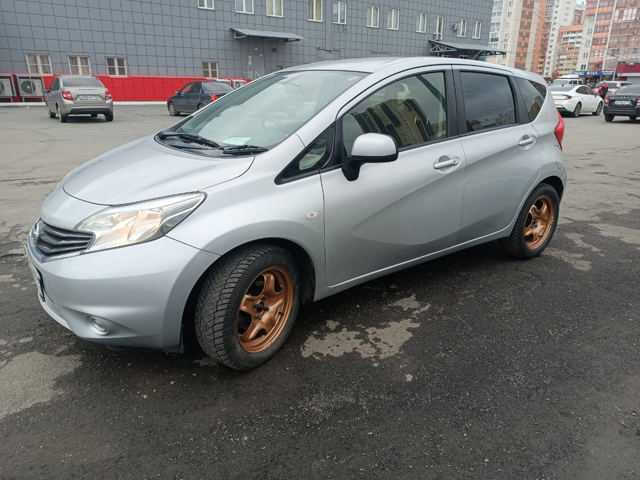 Nissan Note: фото владельца