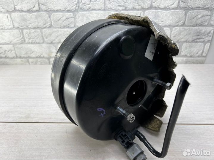 Вакуумный усилитель тормозов Ford Transit Custom