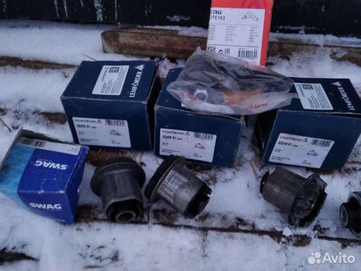Продам сайленблоки задней балки пежо 206