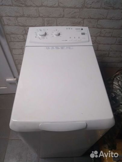 Стиральная машина с вертикальной загрузкой