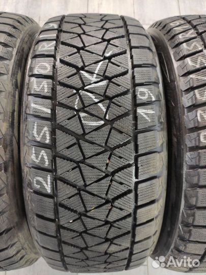 Bridgestone Blizzak DM-V2 235/55 R19 и 255/50 R19