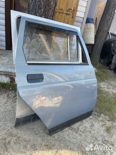 Дверь ваз 2111