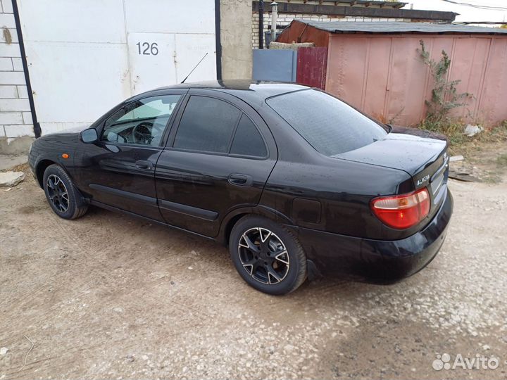 Nissan Almera 1.5 МТ, 2004, 216 000 км