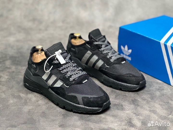 Кроссовки adidass