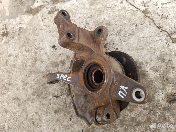 Передний кулак без ABS Kia Spectra/Shuma 2