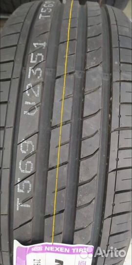 Nexen N Fera RU1 215/45 R17 91W