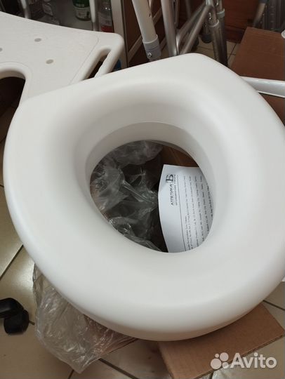 Насадка на унитаз, увеличивает высоту на 11 см